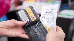 australian men wins two times oz lotto